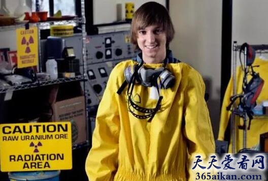 世界上最年轻的制造核反应堆的人是谁？