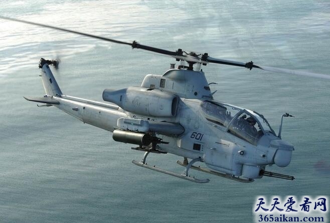 AH-1武装直升机.jpg