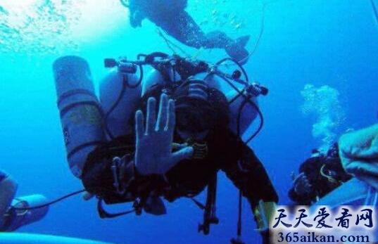 吉尼斯世界装备最深潜水记录者是谁？吉尼斯世界装备最深潜水记录者介绍
