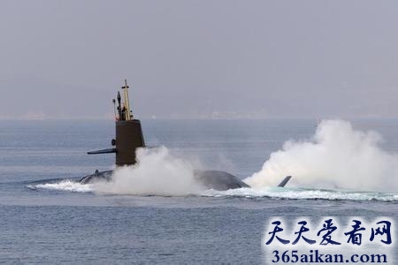 世界上最牛逼的世纪大盗，日本自卫队一艘价值500万美元潜艇遭窃