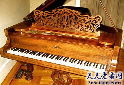 最早传入中国的古钢琴
