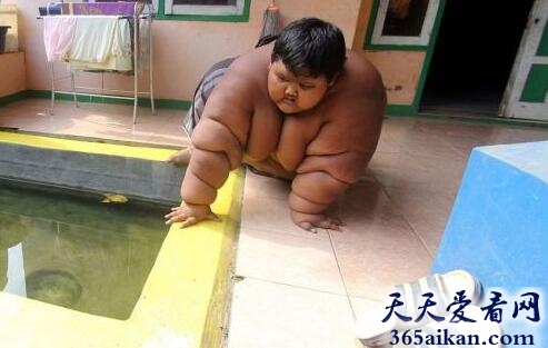 男孩