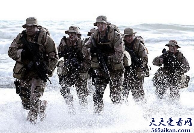 战斗力惊人的世界十大特种部队，美国海豹突击队勇夺第一！