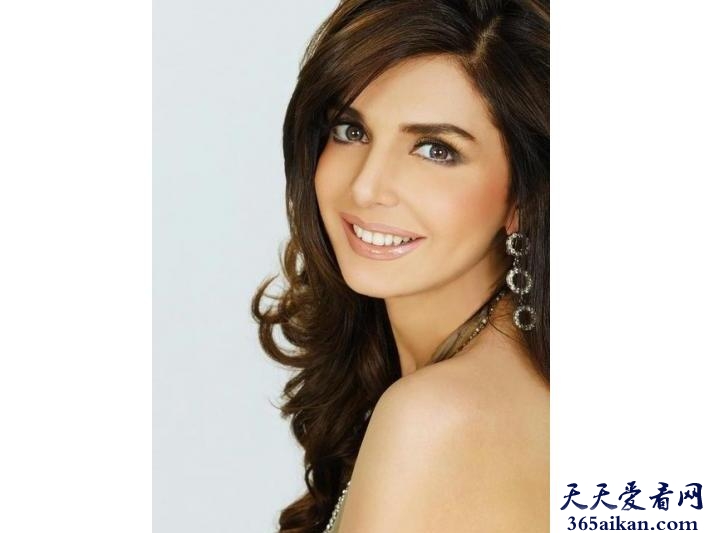 Mahnoor Baloch.jpg