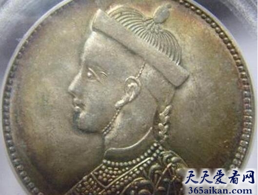 中国最早铸有帝王像的货币——-四川卢比