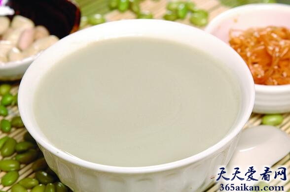 中国老北京最著名的早点：豆汁