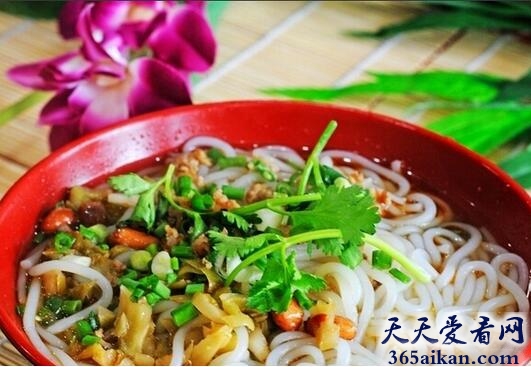 广西最著名的小吃：桂林米粉