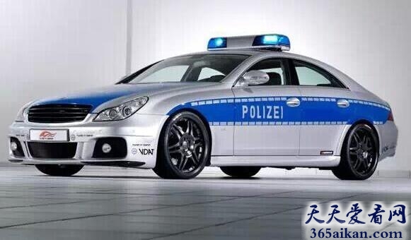 在德国警队中使用的奔驰的Brabus火箭