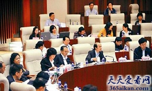 政府官员
