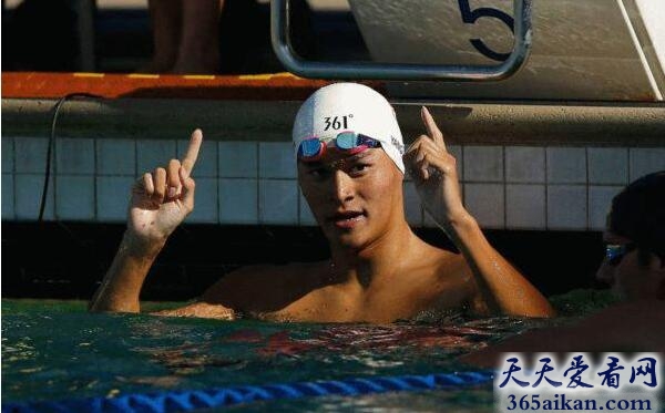 中国第一位男子游泳奥运冠军：孙杨