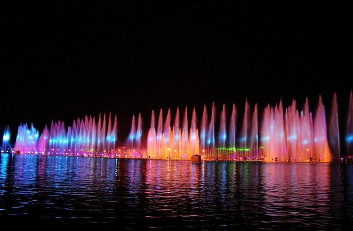 揭秘！亚洲最大的音乐喷泉