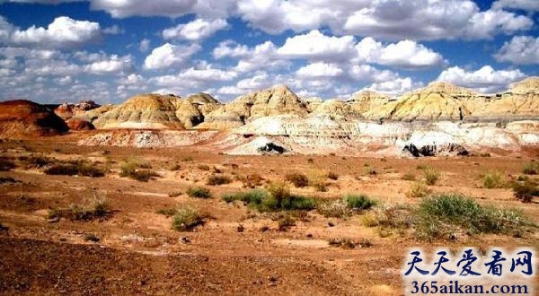 盘点地球十大盆地有哪些？地球十大盆地介绍