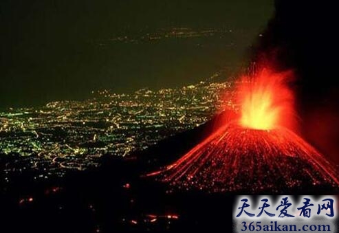 美国火山爆发最大事件——圣海伦斯火山爆发