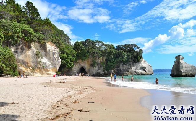 盘点全球十大最美的海蚀拱桥是哪些？全球十大最美的海蚀拱桥美图欣赏