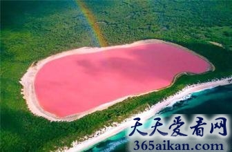 探索荷里亚湖红色湖水是怎样形成的？难道它是恶魔的澡堂吗？