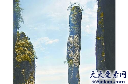世界上最险峻的石柱，高150米直径只有4米