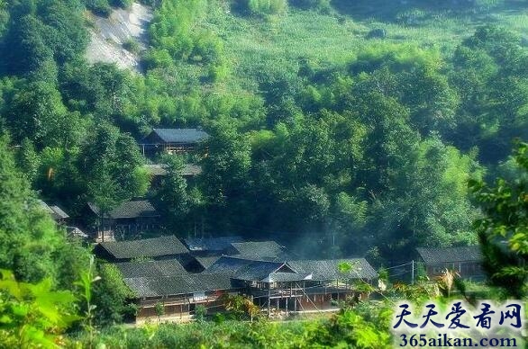 隆回县崇木凼村.jpg