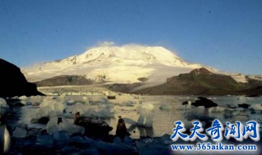 唯一靠近南极火山活跃的岛屿——赫德岛