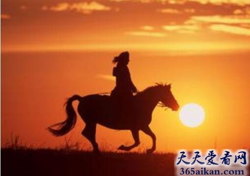 梦见骑着马奔跑是什么征兆,梦见骑着马奔跑有哪些宜忌？