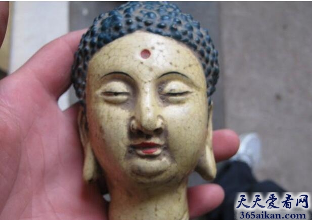 梦见佛像头掉了.jpg