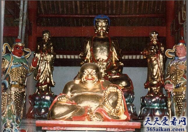 梦见寺庙的佛像.jpg