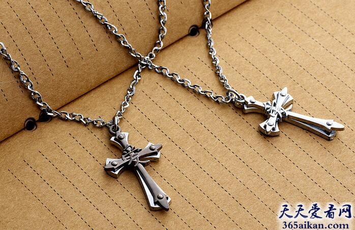 梦见十字架项链