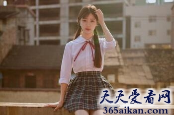 梦见别人穿校服是什么意思?梦见别人穿校服意味着什么?