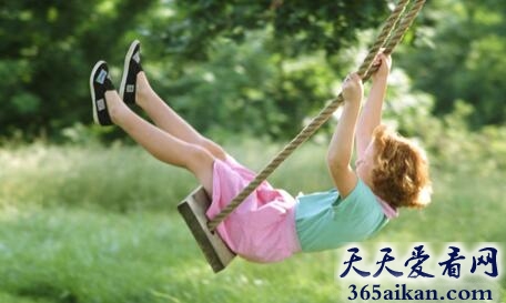 梦见荡秋千意味着什么?梦见荡秋千是什么意思?