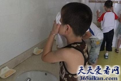 梦见洗脸是什么意思?梦见洗脸有什么含义?