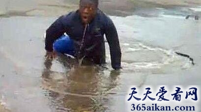 梦见跳水坑代表什么?梦见跳水坑有什么寓意?