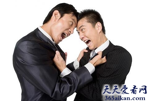 梦见与仇人打架意味着什么?梦见与仇人打架好不好?