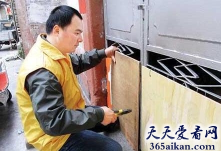 梦见在修门墙意味着什么?梦见在修门墙是怎么回事?