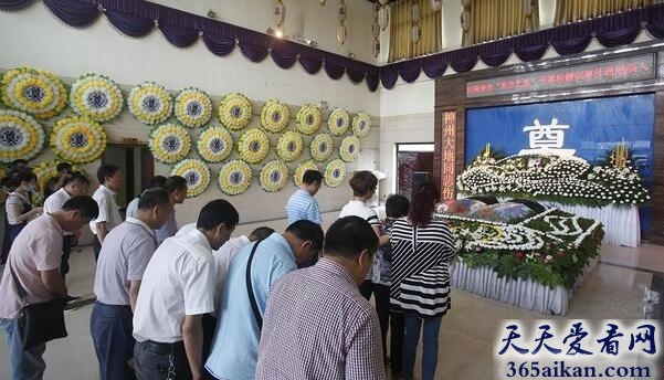 梦见参加葬礼是什么意思?梦见参加葬礼是什么征兆?