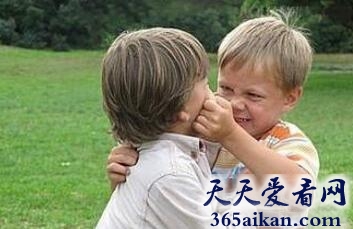 打人脸