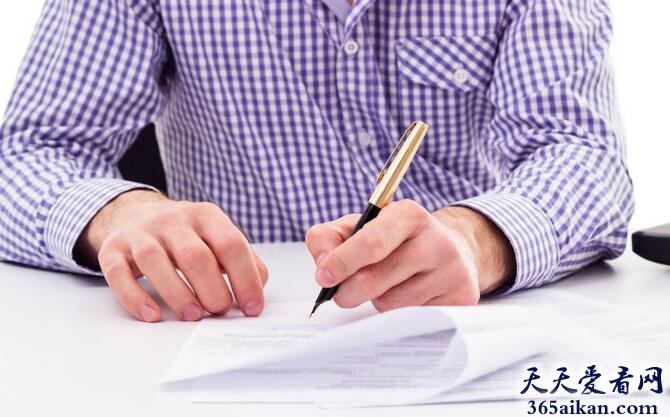 梦见写字预示着什么?梦见写字有什么寓意?