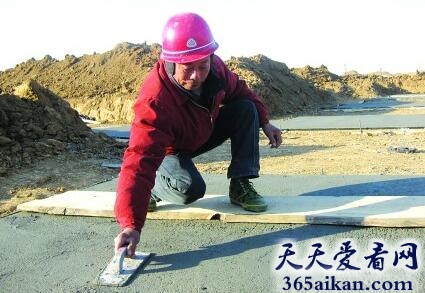 梦见干活预示着什么?梦见干活有什么寓意?