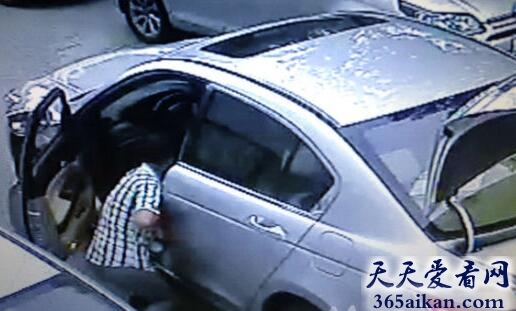 梦见包被偷预示着什么?梦见包被偷是什么意思?
