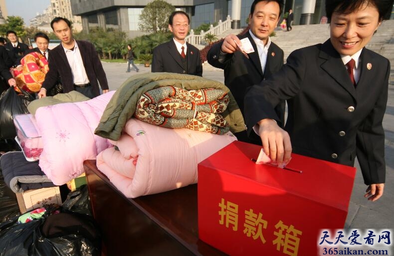 梦见捐钱表示什么?梦见捐钱有什么寓意?