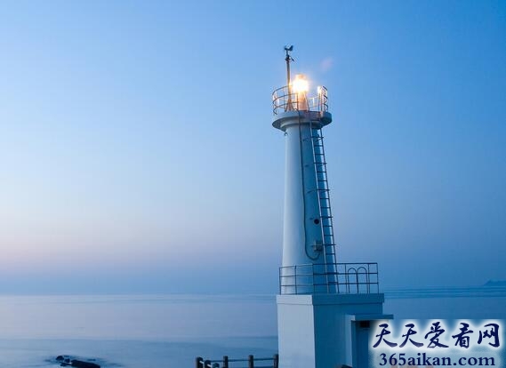 梦见灯塔有什么寓意？梦见灯塔是什么征兆？
