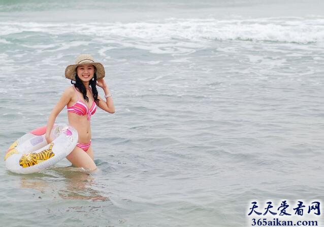 大海里游泳.jpg