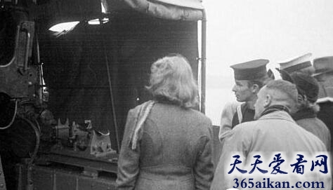 不作死就不会死，国共两党联手炮轰英国战舰