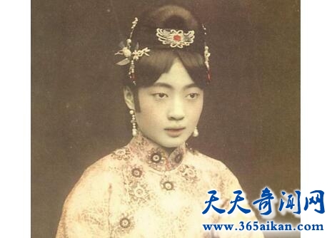 皇后婉容1.jpg