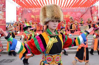 最隆重的节日之一土族过年习俗