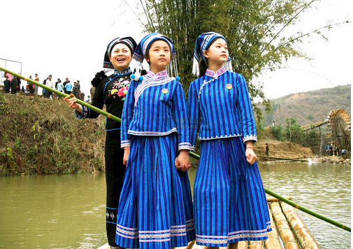 壮族服饰的特点是什么？