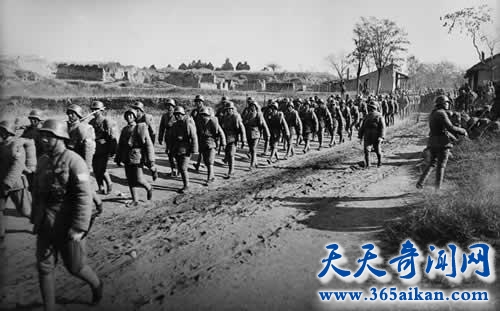 探索抗战历史上不为人知的中央军，日本鬼子都佩服的国民党中央军！