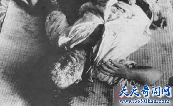 日本侵略军的血腥罪行，二战日本老兵口述攻占香港期间的“轮奸游戏”