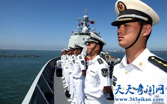 中国海军须恶补加速发展，中国周围大量重型武器云集