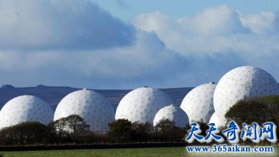 揭秘全球十大禁地之首的曼威斯山英国皇家空军基是怎么样的？