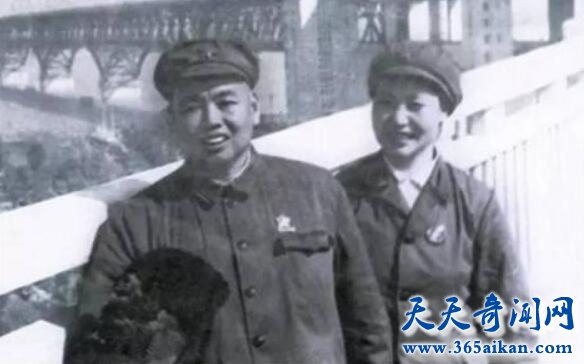 许世友将军3任老婆分别是谁，许世友将军的子女介绍