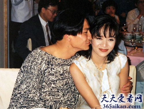 揭秘梅艳芳葬礼中刘德华为何惨遭梅艳芳家人痛批！